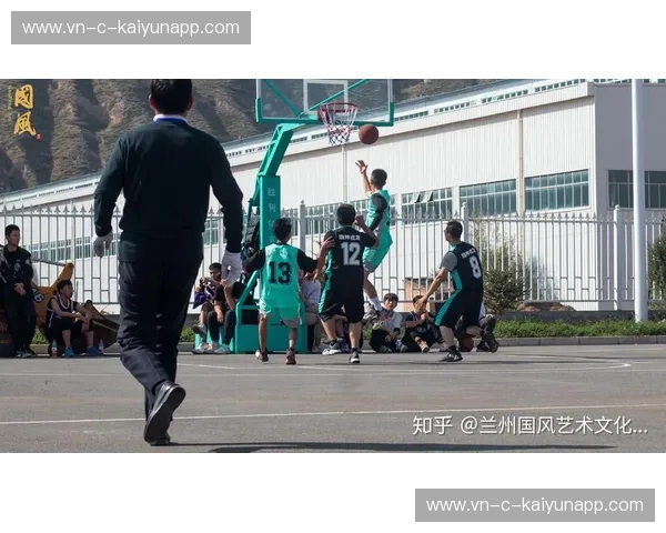 友谊赛直播：点亮屏幕两端的热血对话